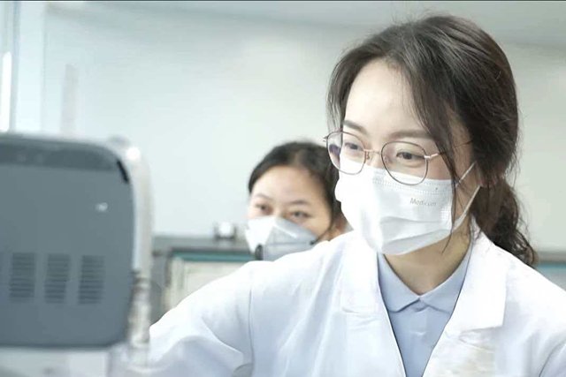 强化一体...
