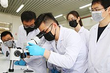 ky体育在线登录新人权益沈国震